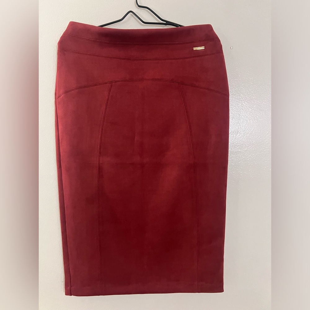 Andrew Marc Full Control Waistband Pencil Skirt Size Medium. Color: Burn…